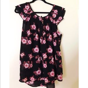 No boundaries plus size 2x floral tank top